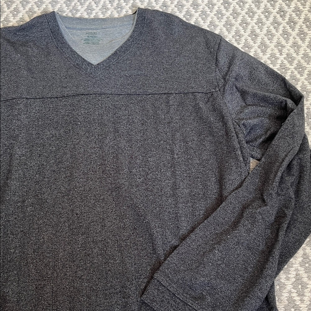 Men's Charcoal Gray V-Neck Sweater Long Sleeve Shirt